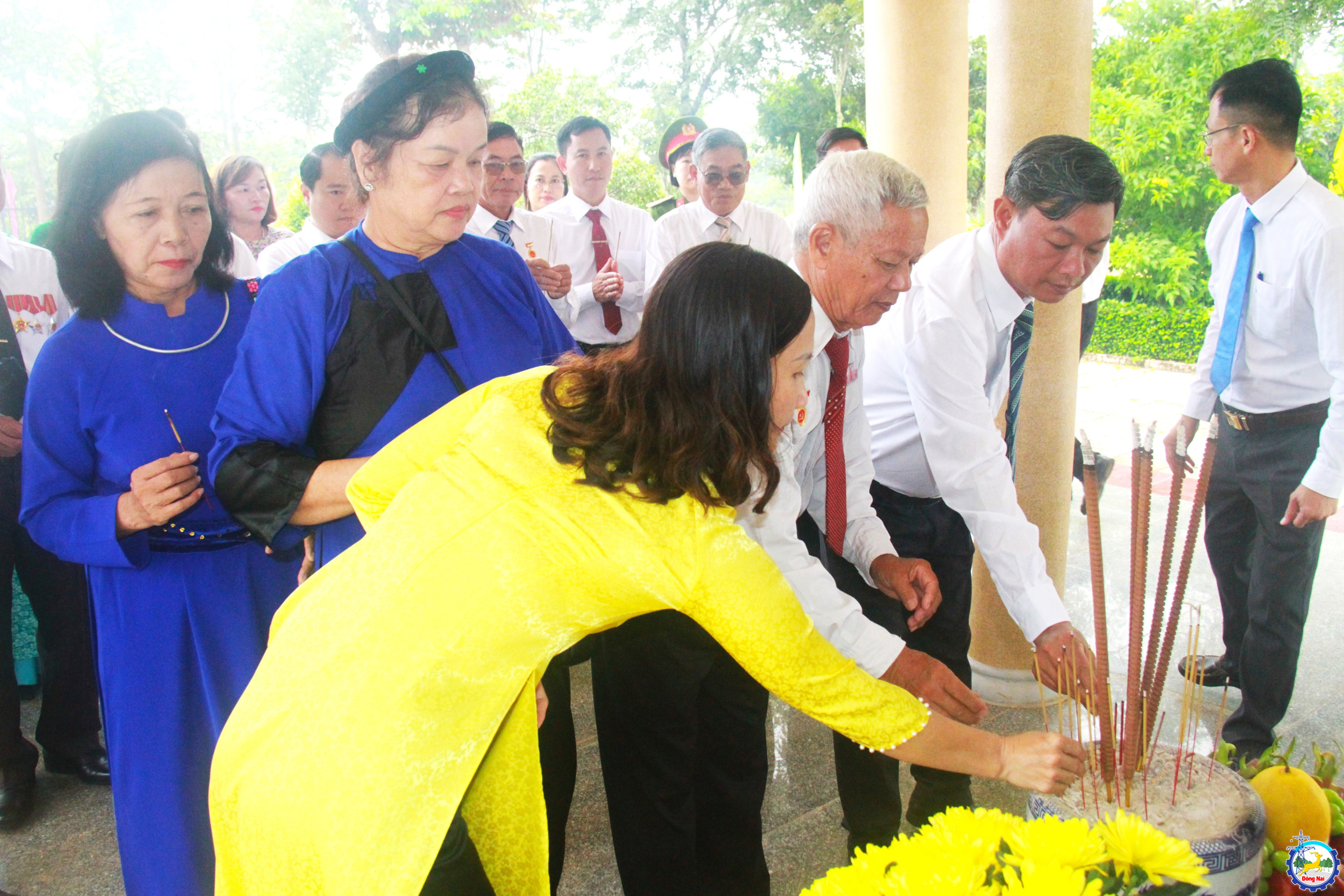 dang huong dai hoi dang 5